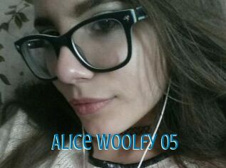 Alice_Woolfy_05