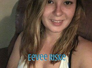 Eevee_Riske