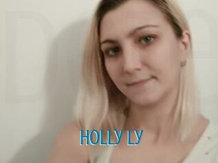 Holly_Ly