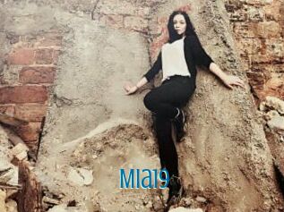 Mia19