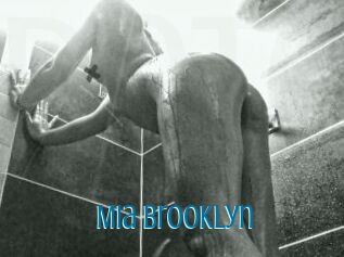 Mia_Brooklyn