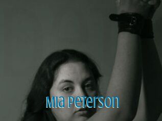 Mia_Peterson