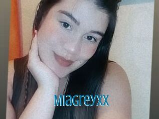 Miagreyxx