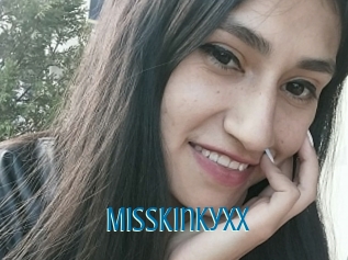 Misskinkyxx
