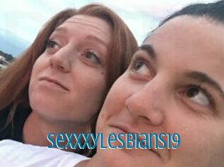 SeXXXyLesbians19
